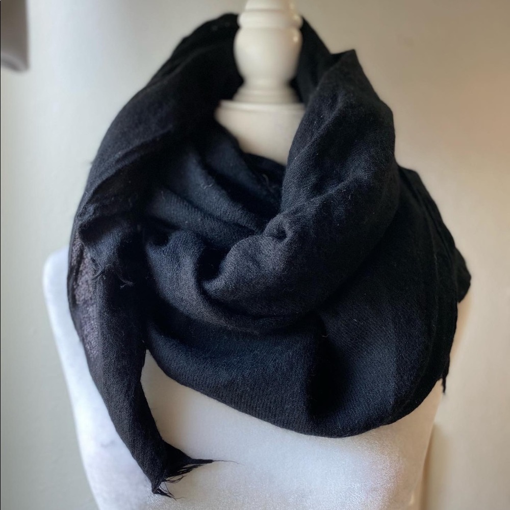 Nordstrom Cashmere Wool Scarf/Wrap